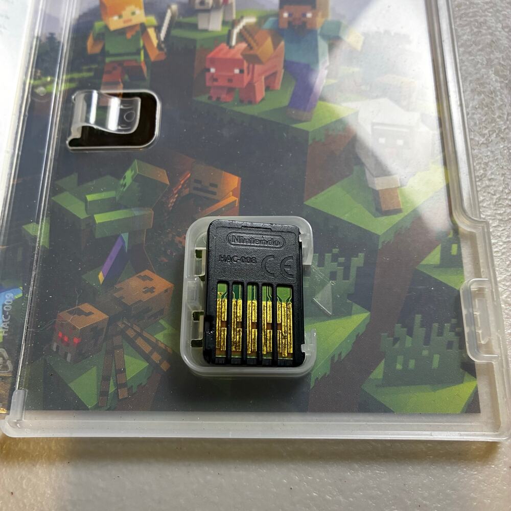 Minecraft Nintendo Switch Complete CIB Authentic Tested Game - Picture 6 of 6